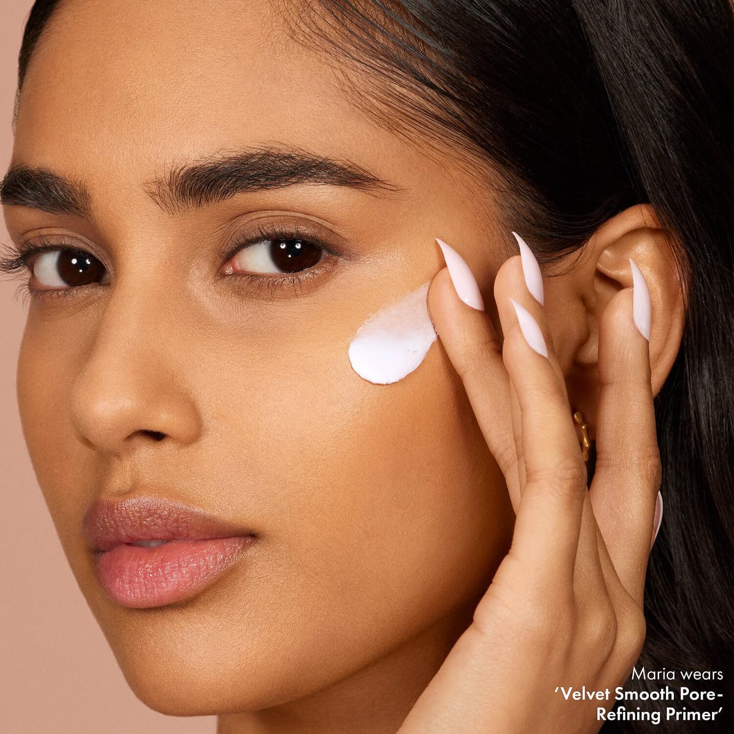 VELVET SMOOTH PORE REFINING PRIMER (PREBASE REFINADORA DE POROS)